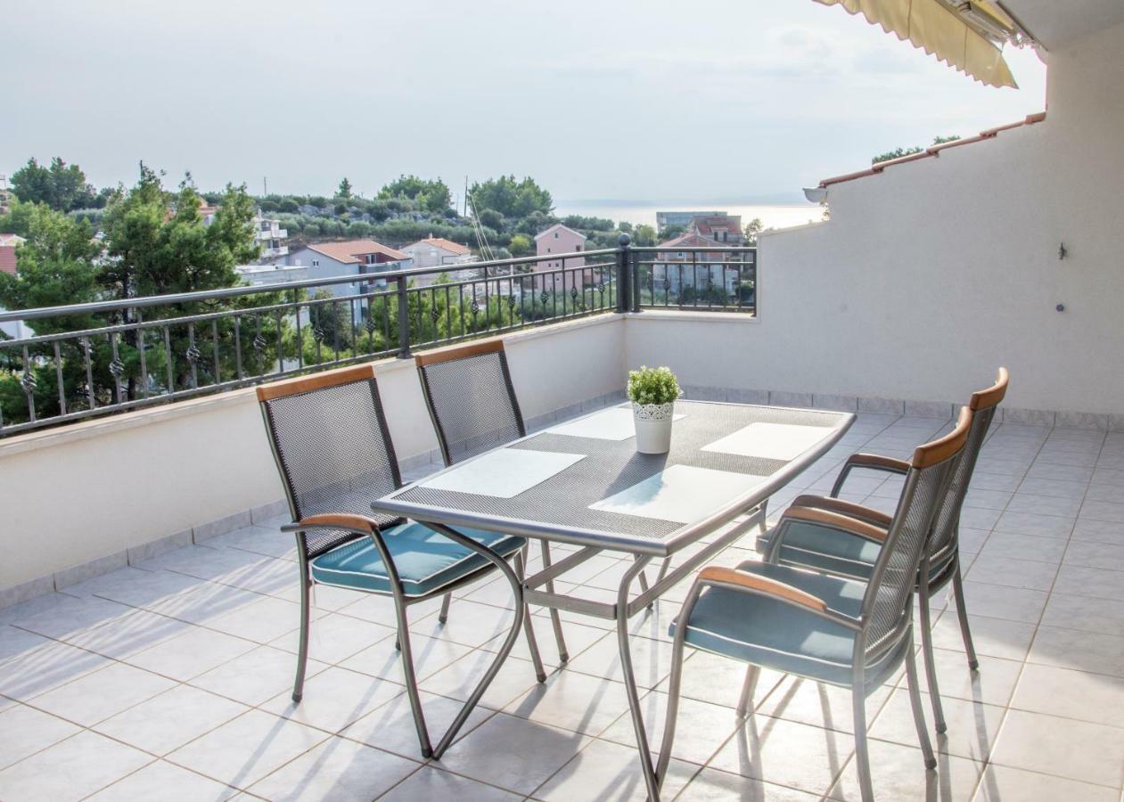Relax Inn Podstrana Exterior foto